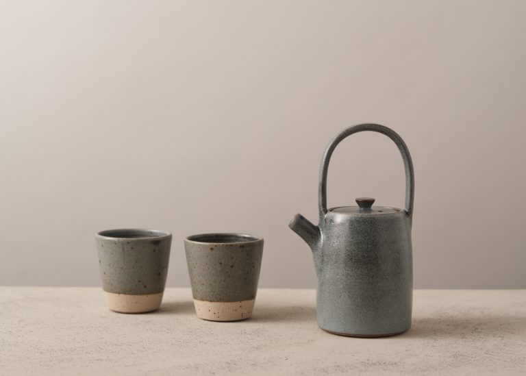 Alison Wren kettle and cups